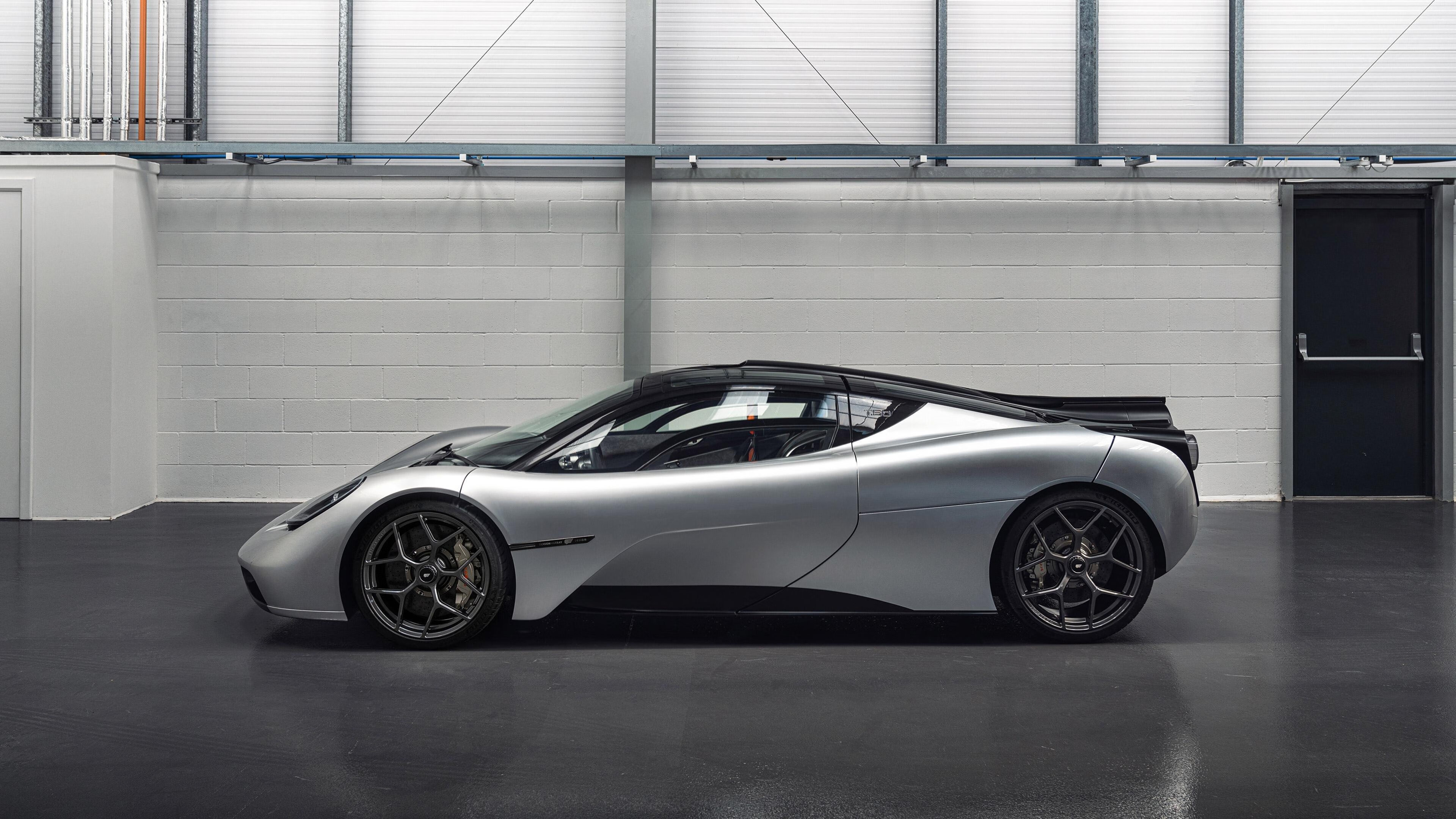 地方政府体育投入结构优化建议报告,政府在体育产业方面可以采取的政策及措施