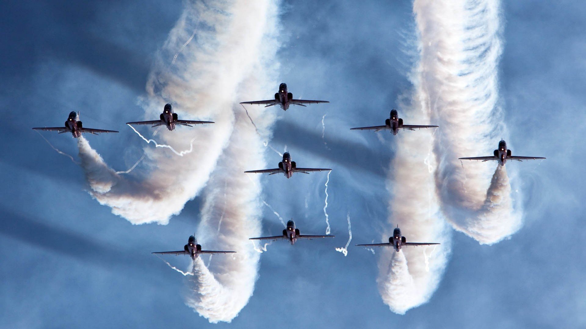 英超赛季中外围转播区域观众增加模式，英超新赛季转播权花落谁家