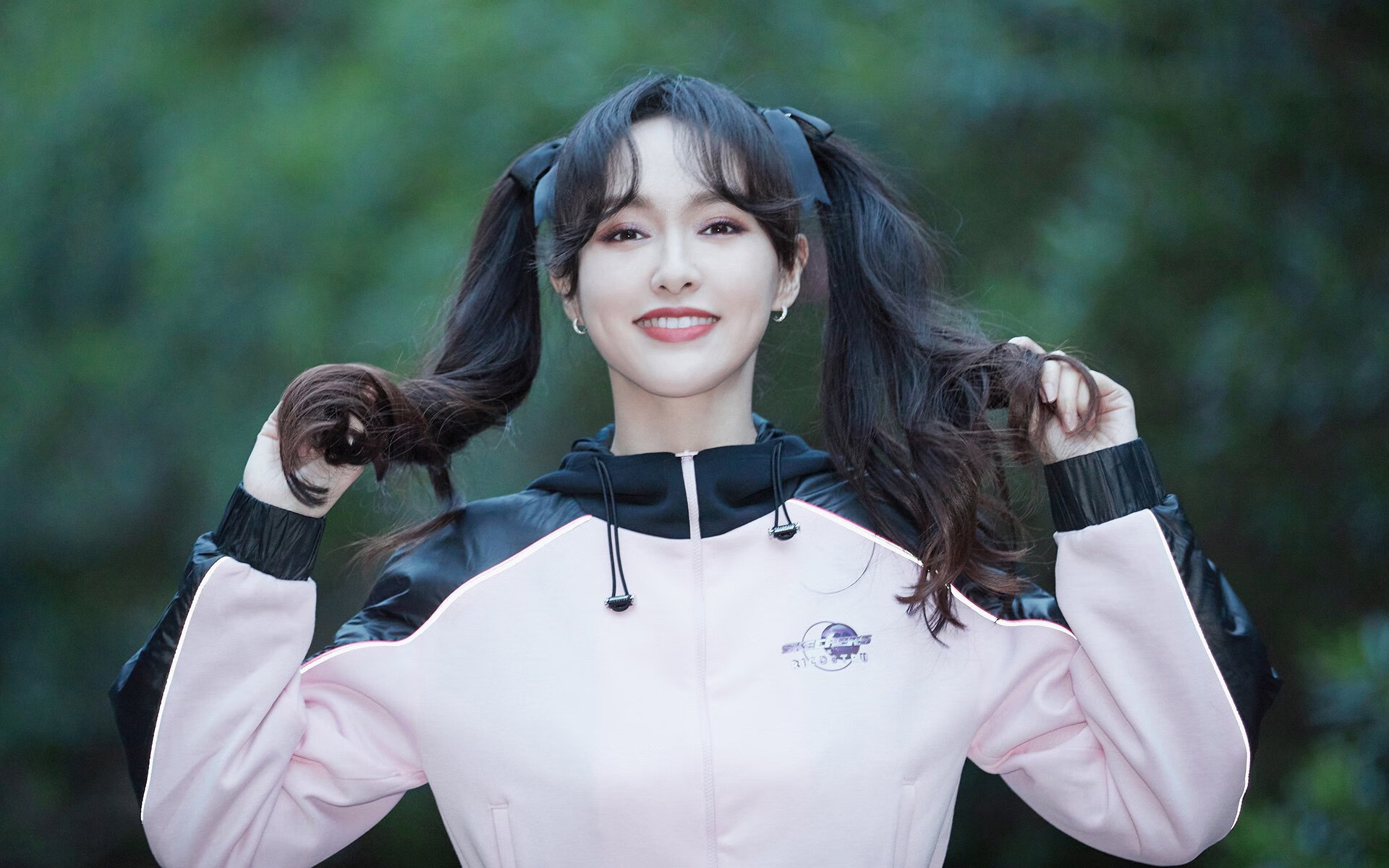 “切尔西高效反击压制PSG，战术完胜图赫尔”