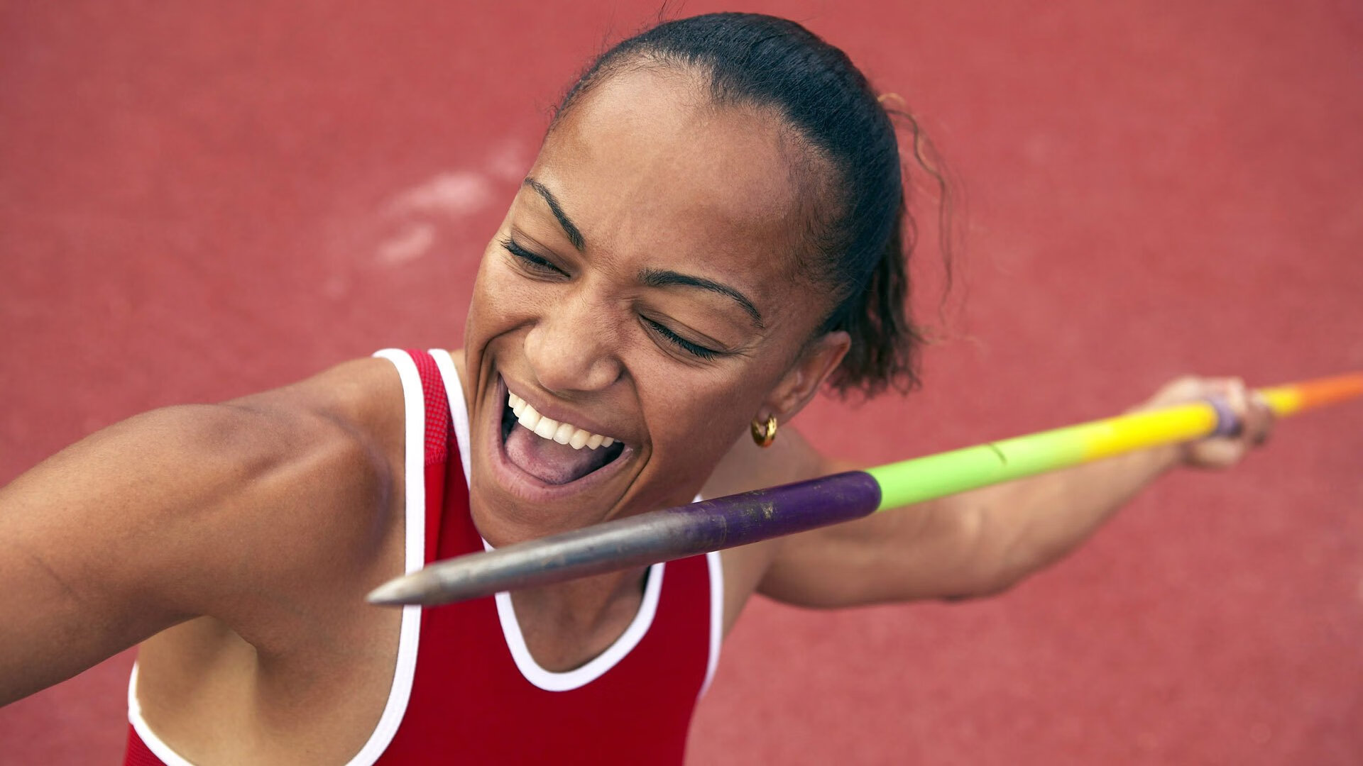 欧冠决赛:巴黎再度饮恨决赛 内马尔在替补席落泪画面被定格为心碎一幕